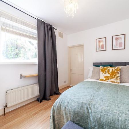 One Bedroom Flat In The Heart Of Brixton London Kültér fotó